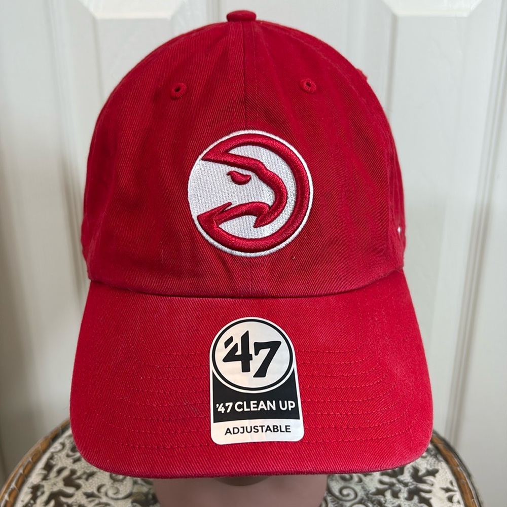 NWT Atlanta Hawks NBA Adjustable Baseball Cap